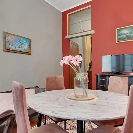 Apartment Domus Julie